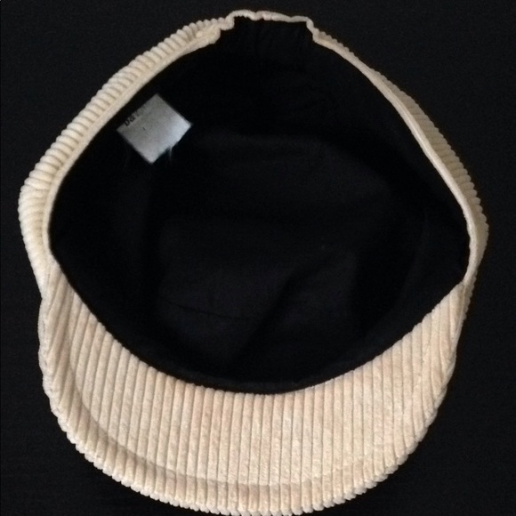 Hat - Picture 2 of 4